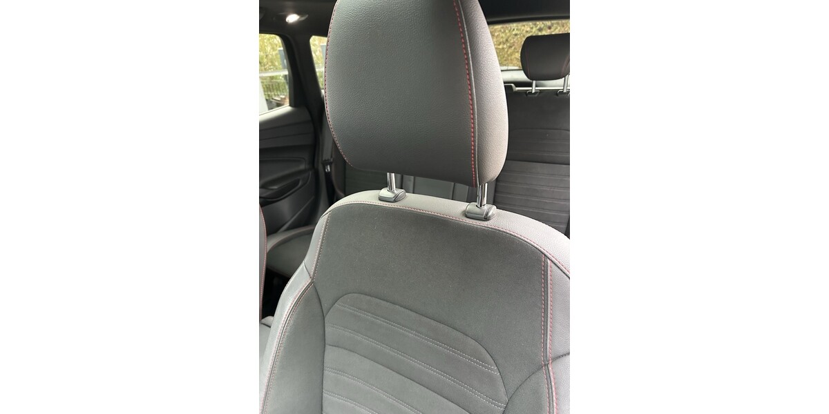 Ford Kuga 70.000 km 15.900 &euro; Zirndorf 90513