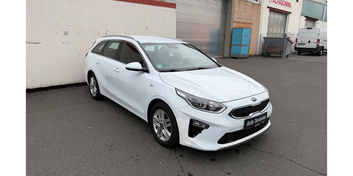 Kia Andere 208.000 km 8.200 &euro; Nürnberg 90431