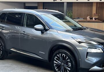 Nissan X-Trail 12.004 km 34.440 &euro; Cadolzburg bei Nürnberg 90556