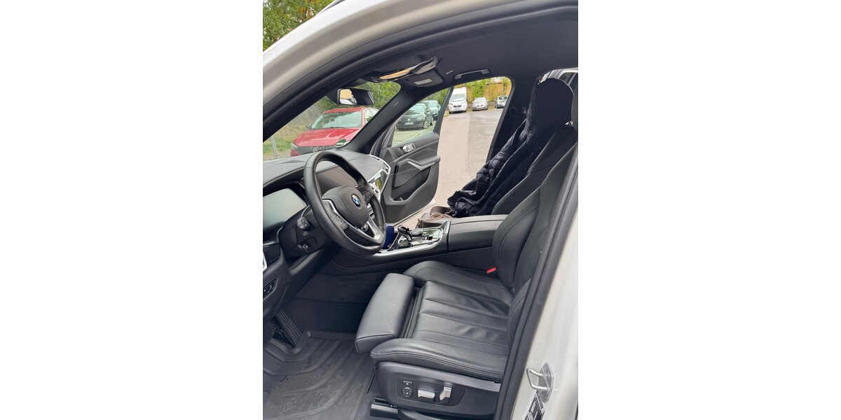 BMW X5 28.471 km 64.500 &euro; Nürnberg 90403