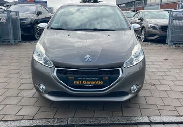 Peugeot 208 56.148 km 6.299 &euro; Fürth 90763