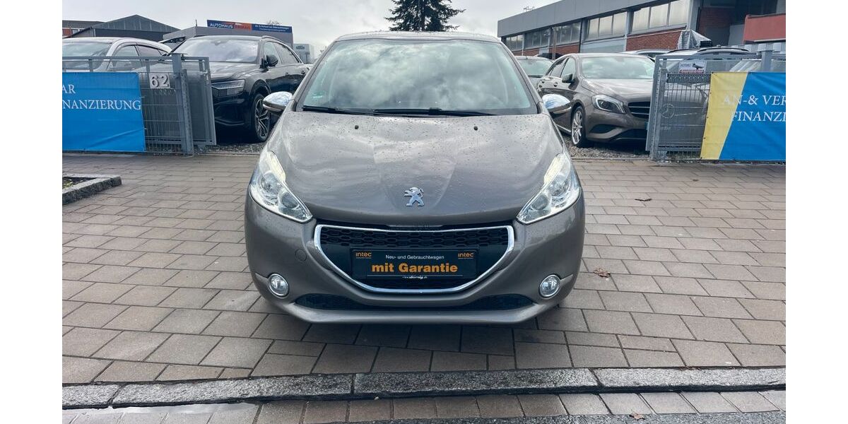 Peugeot 208 56.148 km 6.299 &euro; Fürth 90763