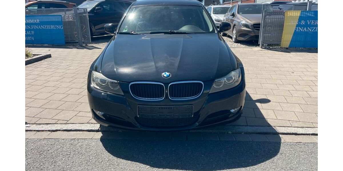 BMW 318 200.332 km 2.499 &euro; Fürth 90763