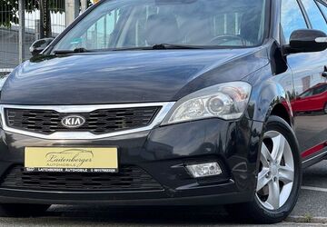 Kia ceed Sportswagon 268.000 km 2.900 &euro; Fürth 90763