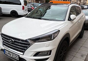Hyundai TUCSON 88.000 km 17.100 &euro; Nürnberg 90443