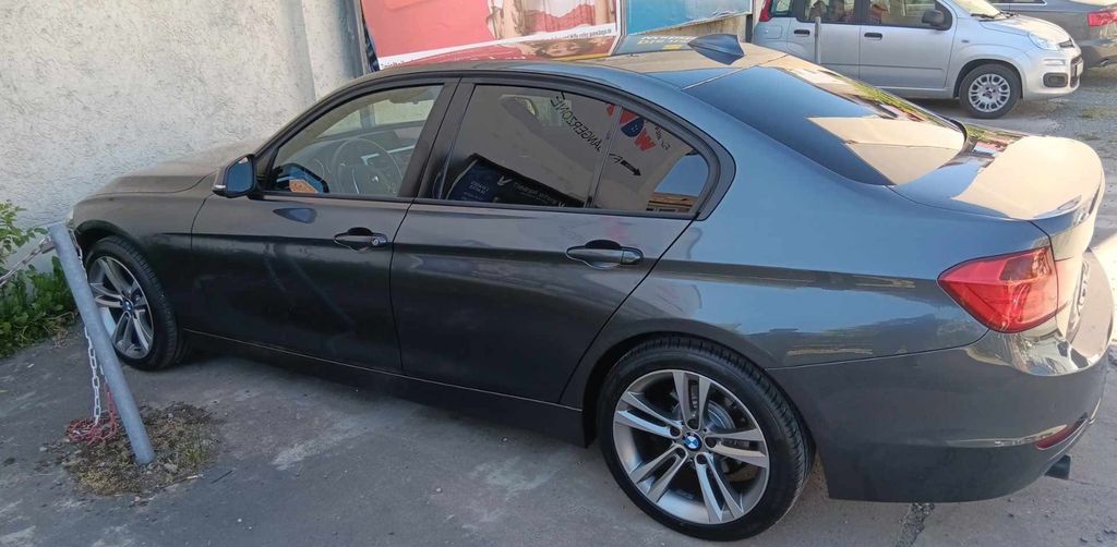 BMW 320 185.000 km 11.700 &euro; Nurnberg 90402