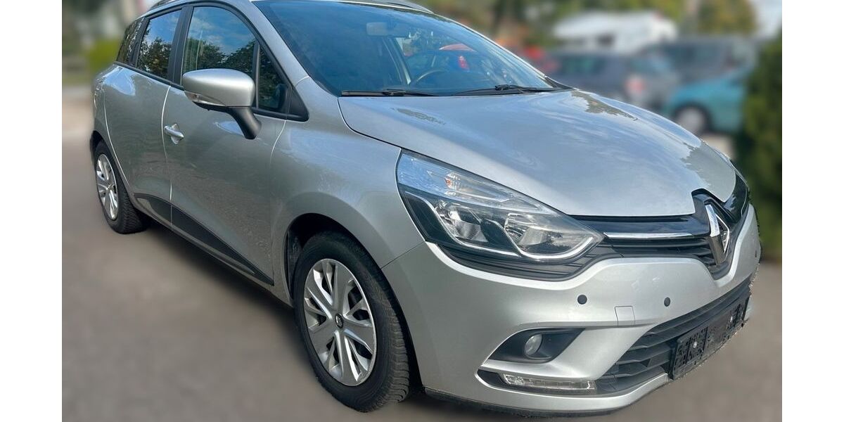 Renault Clio 88.000 km 8.925 &euro; Nürnberg 90431