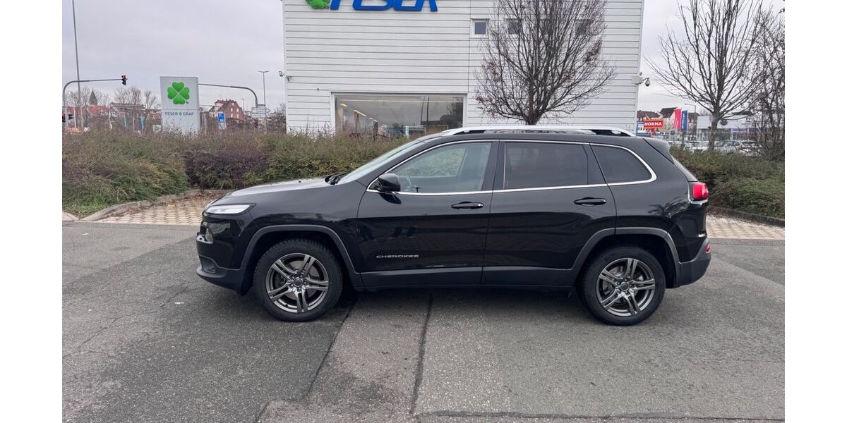 Jeep Cherokee 211.858 km 9.950 &euro; Stein 90547
