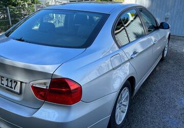 BMW 318 188.000 km 4.250 &euro; Erlangen 91058