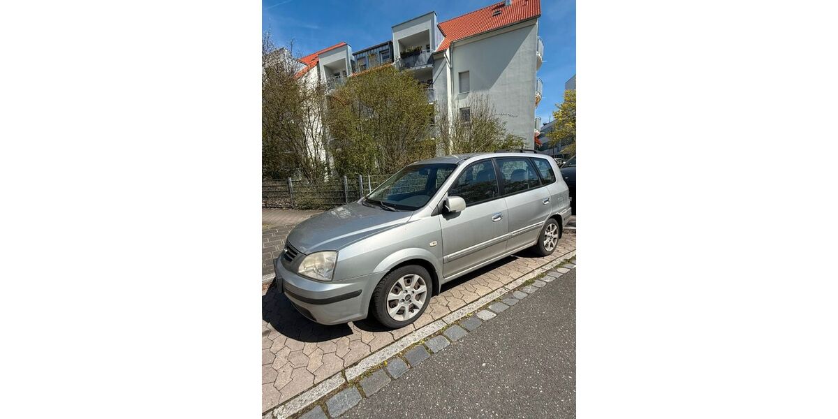 Kia Carens 175.000 km 1.199 &euro; Nürnberg 90455